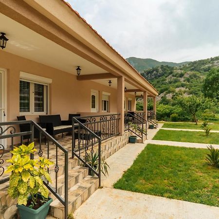 Apartments Econature Virpazar Bagian luar foto